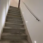 Tina's House 哥尔顿