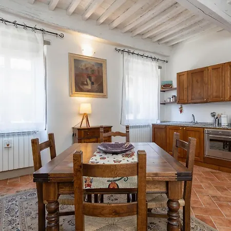 Apartment Tina's House Cortona